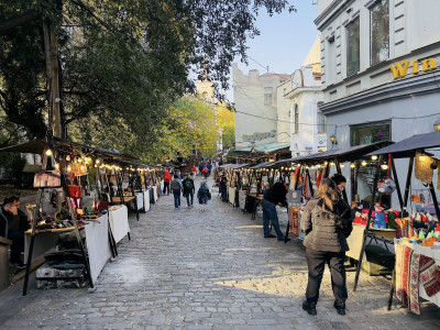 გამოფენა სიონის ქუჩაზე